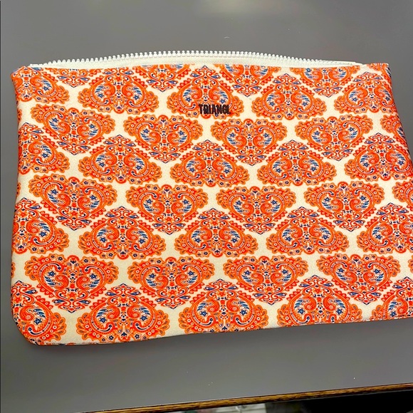 Makeup/toiletries bag